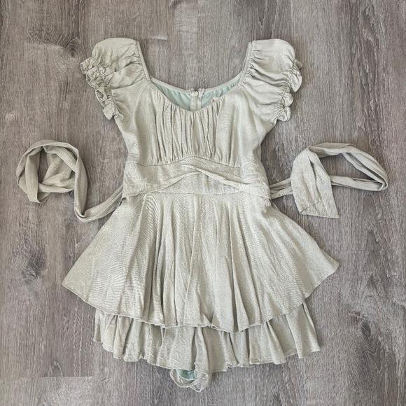 Altar'd State Sage Green Romper - Picture 1 of 3